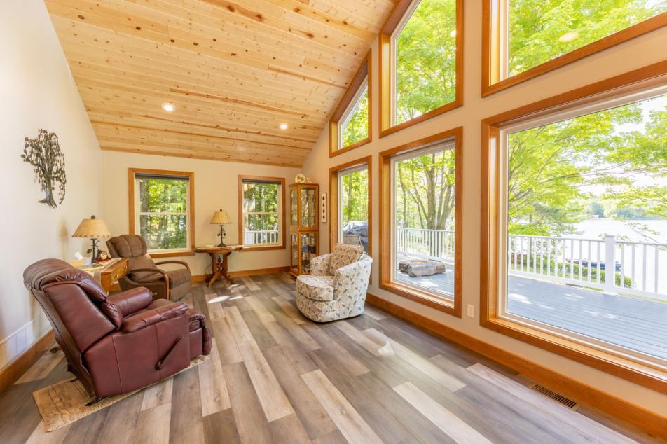 Twin Lakes home - windows supplied by McGann