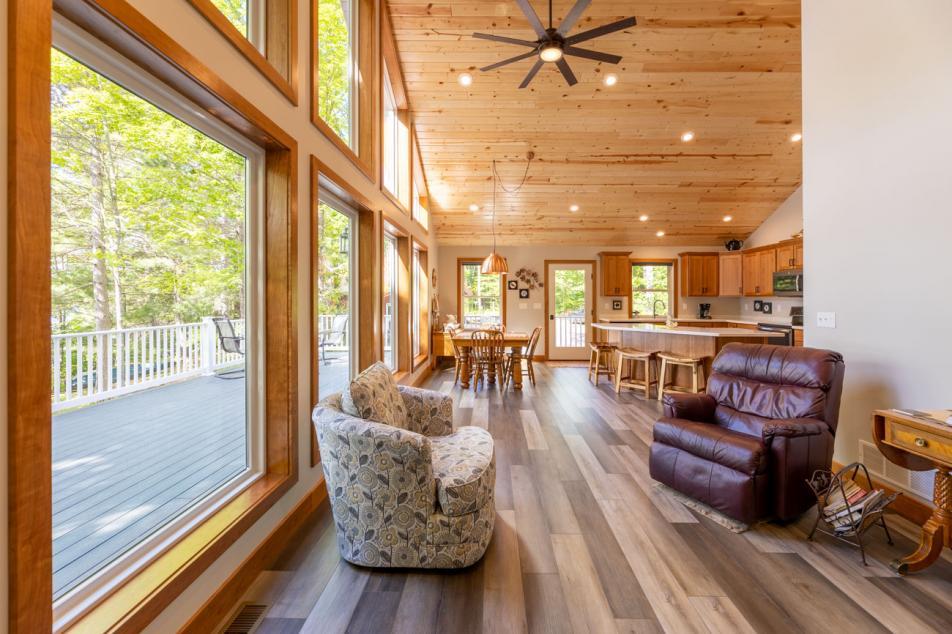 Twin Lakes home - windows supplied by McGann